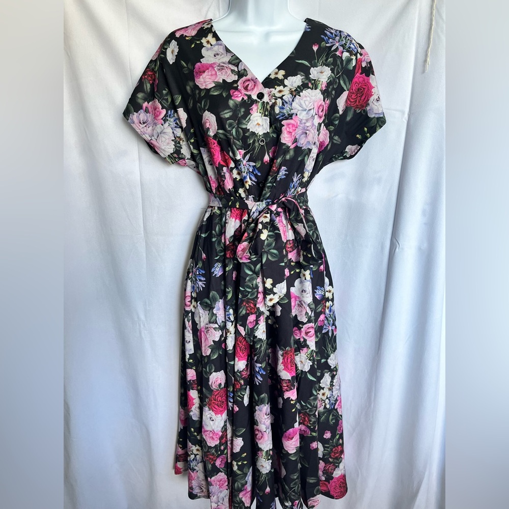 Floral Print Batwing Sleeve Belted Dress